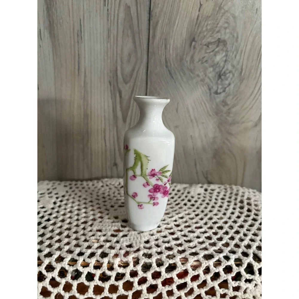 Vintage Miniature Porcelain Bud Vase Pink Cherry Blossom Floral Gold Trim 4.25